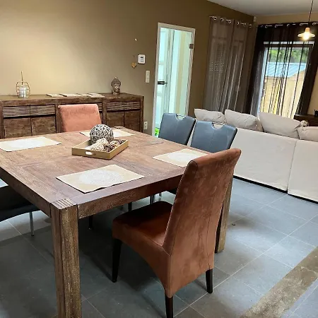 別荘 A L'oree Du Bois… エワイユ